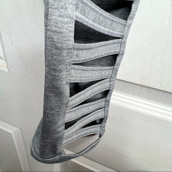 FOREVER 21 Active Ladder Cut Out Leggings Size Medium - Picture 5 of 10